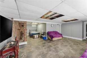 796 Hampton Rd, Pomfret, CT 06259 - Photo 16
