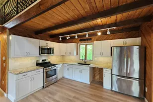 130 S Niantic Dr, Charlestown, RI 02813 - Photo 12