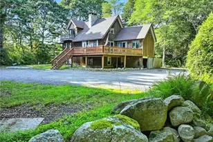 130 S Niantic Dr, Charlestown, RI 02813 - Photo 2