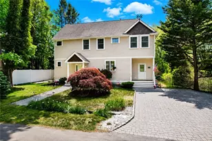 94 Daytona Ave, Narragansett, RI 02882 - Photo 1