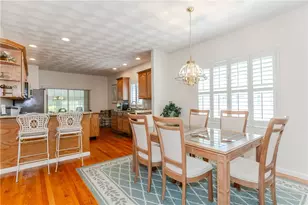 32 Orchard Meadows Dr, Smithfield, RI 02917 - Photo 16