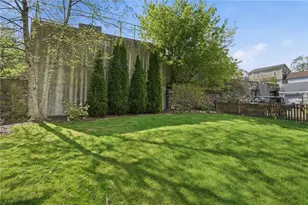 153 Marlborough St, East Greenwich, RI 02818 - Photo 36