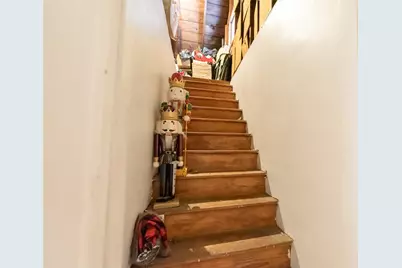 [Address not provided], Cranston, RI 02910 - Photo 32