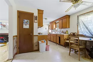 35 Elmwood Dr, North Kingstown, RI 02852 - Photo 14