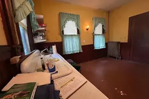 75 Lenox Ave, Providence, RI 02907 - Photo 12