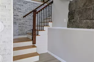 2185 Post Rd, South Kingstown, RI 02879 - Photo 18