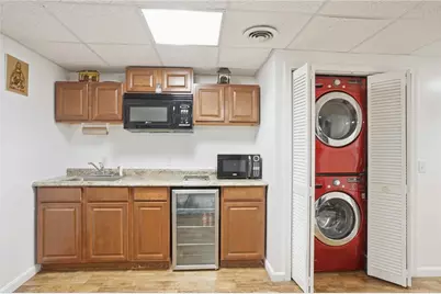212 Lexington Avenue, North Providence, RI 02904 - Photo 28