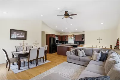 212 Lexington Avenue, North Providence, RI 02904 - Photo 4