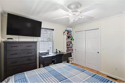 212 Lexington Avenue, North Providence, RI 02904 - Photo 22