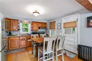 35 Mumford St, Coventry, RI 02816 - Photo 6