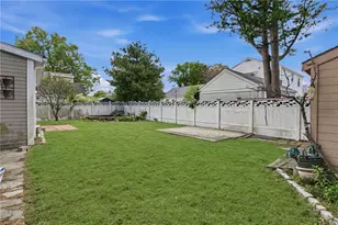 194 Parkside Ave, Pawtucket, RI 02861 - Photo 28
