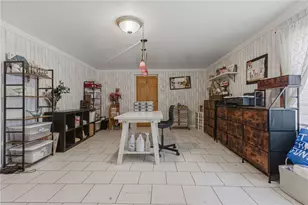 194 Parkside Ave, Pawtucket, RI 02861 - Photo 24