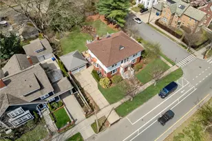 234 Blackstone Blvd, Providence, RI 02906 - Photo 2