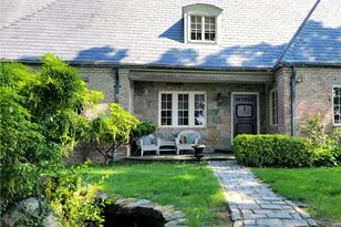 2625 Commodore Perry Hwy, South Kingstown, RI 02879 - Photo 40