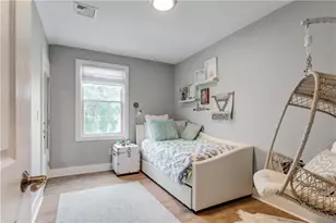 40 Grafton St, Newport, RI 02840 - Photo 20