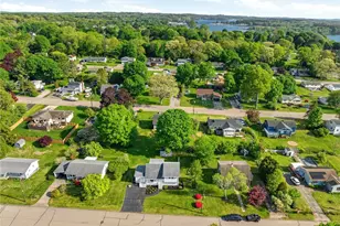 14 Meadow Lark Dr, Westerly, RI 02891 - Photo 10