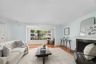 14 Black Creek Ln, Warwick, RI 02888 - Photo 6