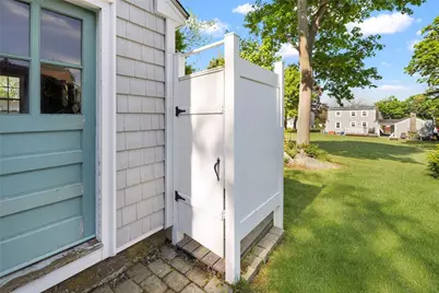 12 Nassau Avenue, Narragansett, RI 02882 - Photo 18