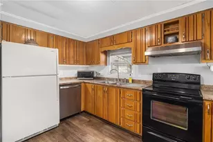85 Sherwood Valley Ln, Coventry, RI 02816 - Photo 12