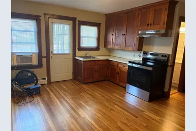 56 West Warwick Avenue #1, West Warwick, RI 02893 - Photo 4