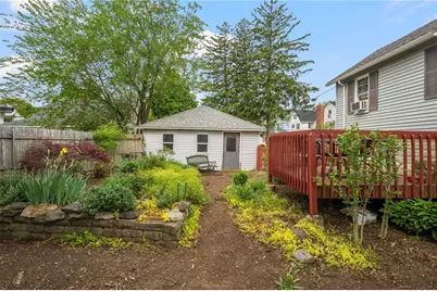 84 Ash Avenue, Cranston, RI 02910 - Photo 24