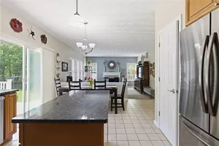 313 Westmoreland Ln, North Kingstown, RI 02874 - Photo 14