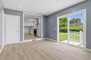10 Wagon Wheel Ln, Woonsocket, RI 02895 - Photo 36