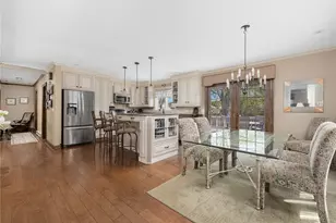 11 Renfrew Ave, Middletown, RI 02842 - Photo 6
