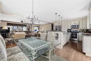 11 Renfrew Ave, Middletown, RI 02842 - Photo 10