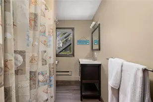 11 Renfrew Ave, Middletown, RI 02842 - Photo 24