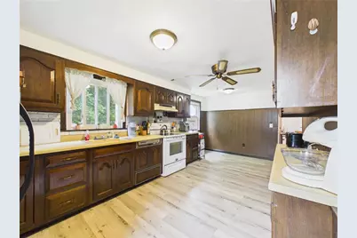 119 Gilbert Street, Warwick, RI 02886 - Photo 10