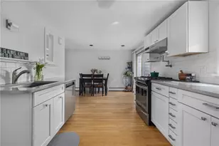 87 Frontier Rd, Warwick, RI 02889 - Photo 12