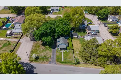 195 Talcott Street, Woonsocket, RI 02895 - Photo 4