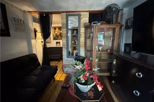 77 Huron St, Warwick, RI 02889 - Photo 8