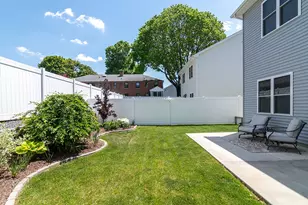 81 Batcheller Ave, Cranston, RI 02920 - Photo 6