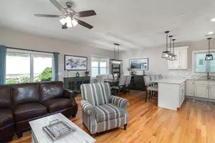 81 Batcheller Ave, Cranston, RI 02920 - Photo 12