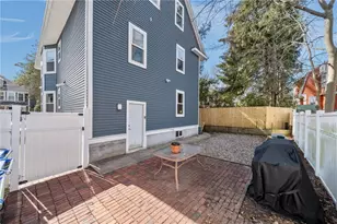12 University Ave, Providence, RI 02906 - Photo 40