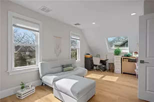 12 University Ave, Providence, RI 02906 - Photo 28