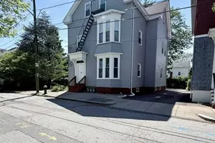 14 Esten St, Providence, RI 02908 - Photo 2