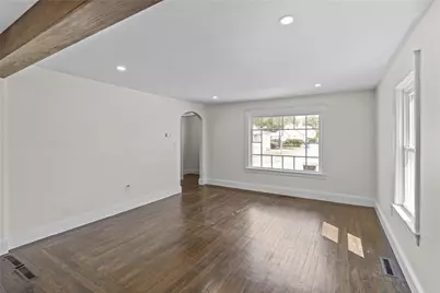 25 Gloria Street, Pawtucket, RI 02861 - Photo 6