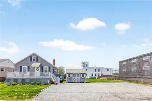 6 Arbeth Ave, Narragansett, RI 02882 - Photo 2