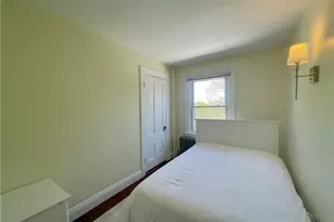 45 Woodlawn Ave, Bristol, RI 02809 - Photo 8