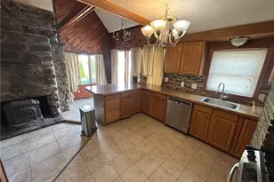 9 Bye St, North Providence, RI 02911 - Photo 8