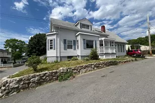 9 Bye St, North Providence, RI 02911 - Photo 2