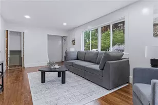 8 Angela Ct, North Providence, RI 02904 - Photo 12