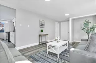 43 Jenkins St, Providence, RI 02906 - Photo 6
