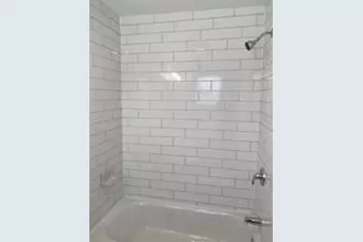 86 Hamilton Avenue #1st floor, Barrington, RI 02806 - Photo 12