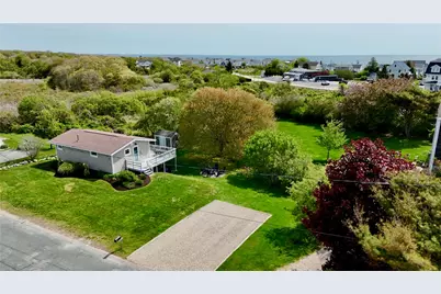30 Green Meadow Drive, Narragansett, RI 02882 - Photo 2