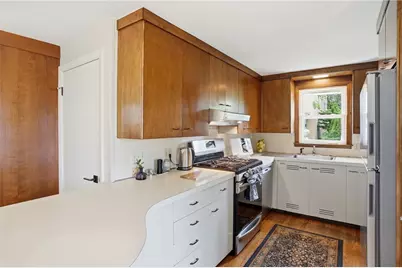 407 Smithfield Avenue, Pawtucket, RI 02860 - Photo 6