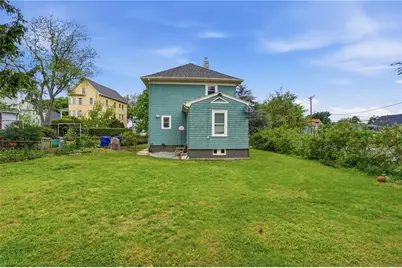 104 Fairview Avenue, Pawtucket, RI 02860 - Photo 32